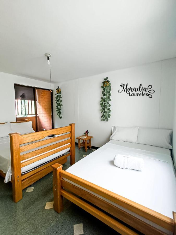 Апартаменты Moradia Laureles Медельин Экстерьер фото